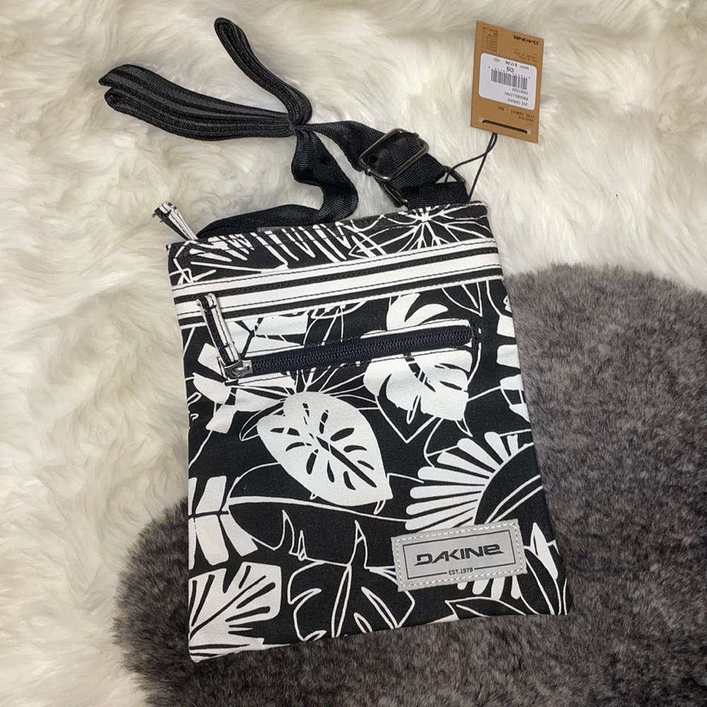 Dakine Jive Canvas Bag black and white